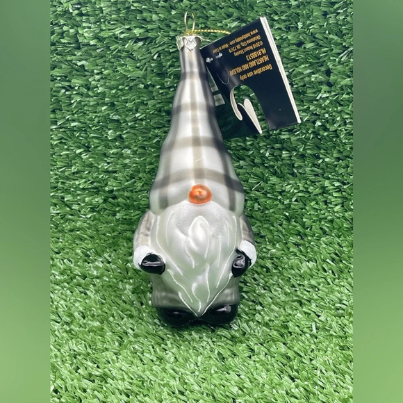 Gnome with Plaid Hat Ornament, NWT - Picture 3 of 10